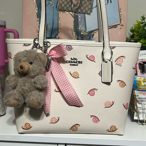 Coach Handbags - Coach Small City Tote